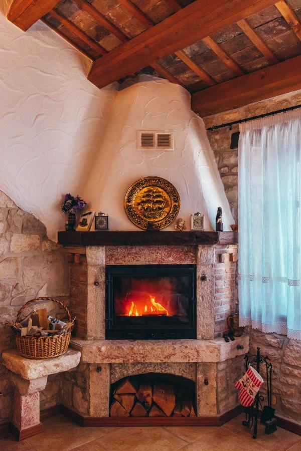 City Center Coastal Escape - Apartments With Sea View Or Cozy Room Novigrad Istria 外观 照片