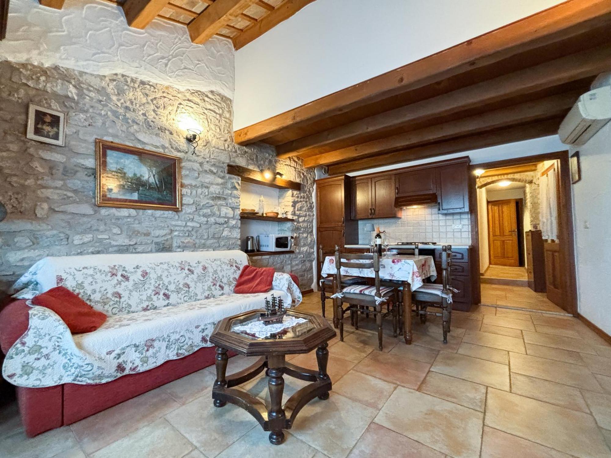 City Center Coastal Escape - Apartments With Sea View Or Cozy Room Novigrad Istria 外观 照片