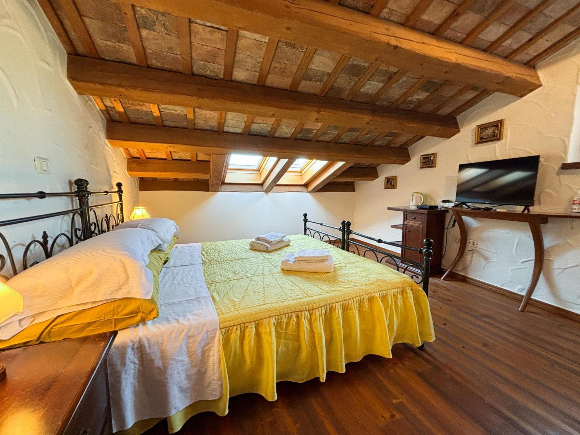 City Center Coastal Escape - Apartments With Sea View Or Cozy Room Novigrad Istria 外观 照片